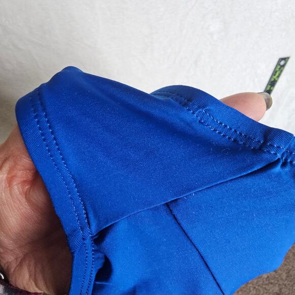 La Blanca Sz6 One Piece Blue n Bright Multi colored Swimsuit. Designer Beach - Picture 13 of 16